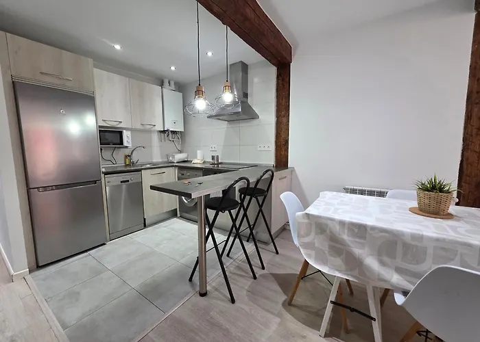 C01a08 En By R2r Consulting